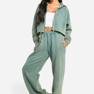 Women's boohoo sweat Set